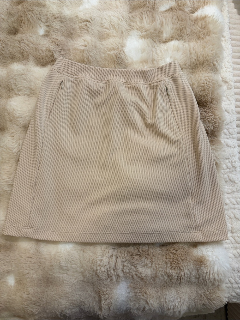 Tail women’s golf skirt in woven fabric slant zip pockets dark beige size small